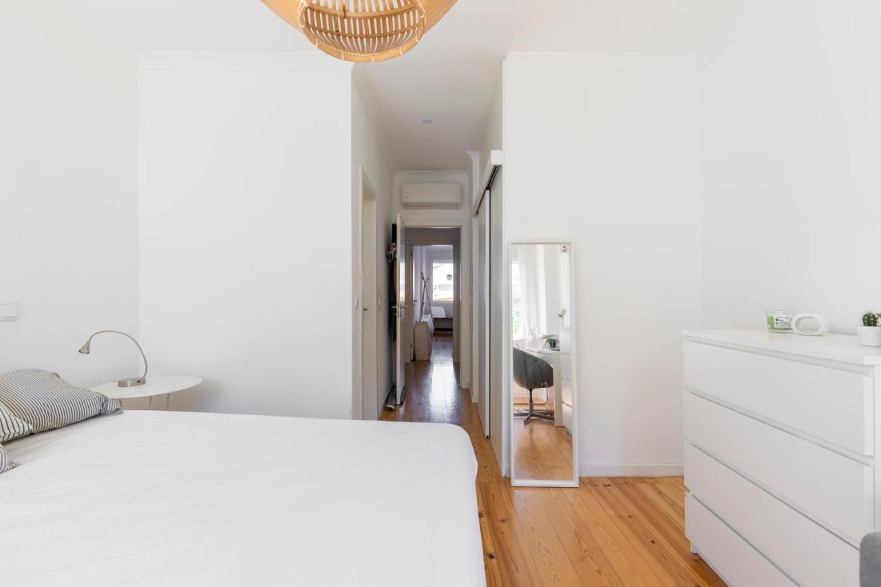 Comfy 3 Bedroom Apartment Campo De Ourique Lisboa Exteriör bild
